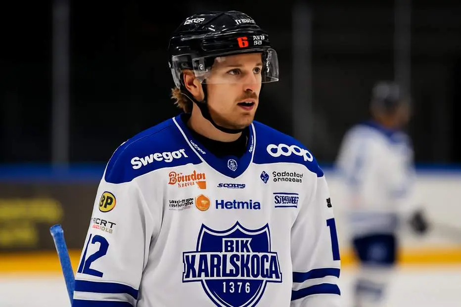 Bakslaget — lagkaptenen drabbad av hjärnskakning