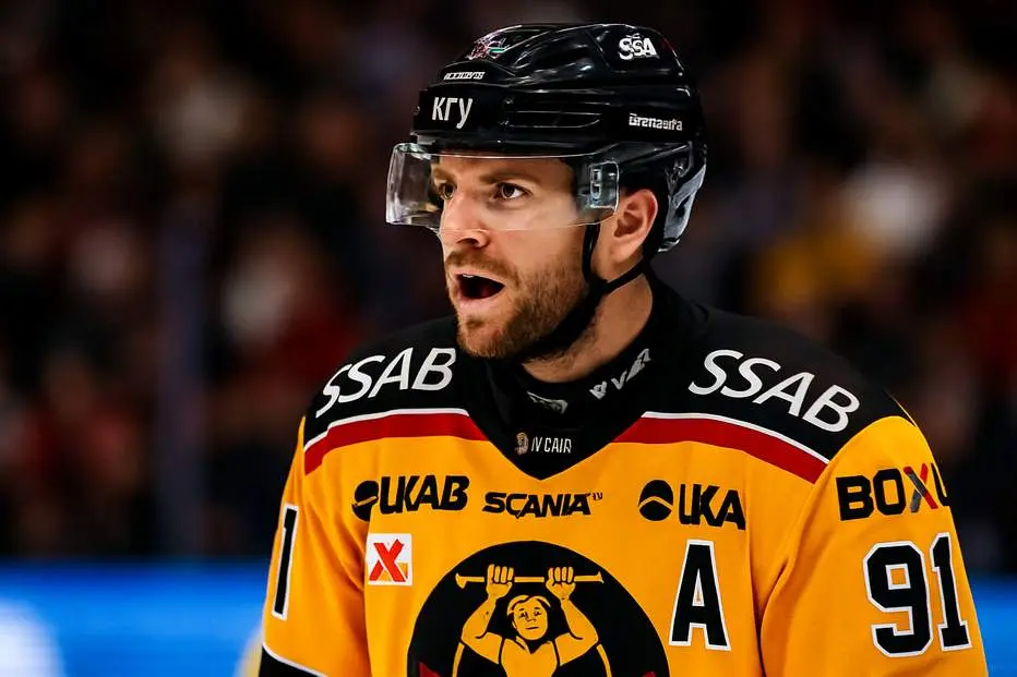 Brian O’Neill stängs av – får böta nästan 35 000 kronor