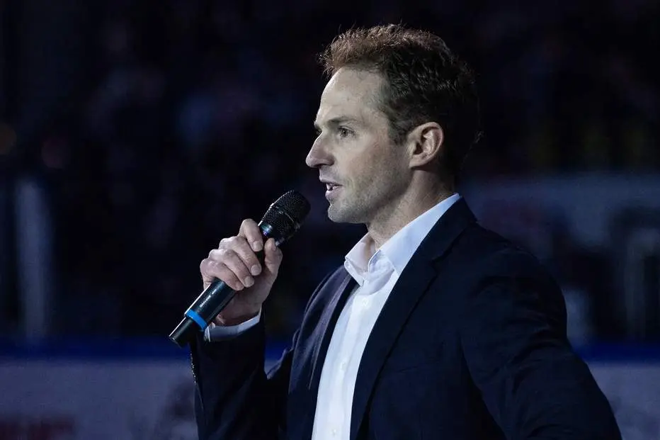 Broc Little blir kvar som sportchef: ”En stor ära”