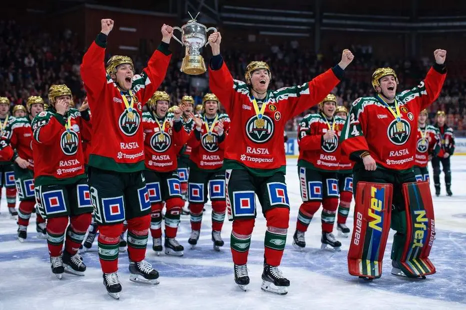 De möts i kvartsfinalerna i SDHL
