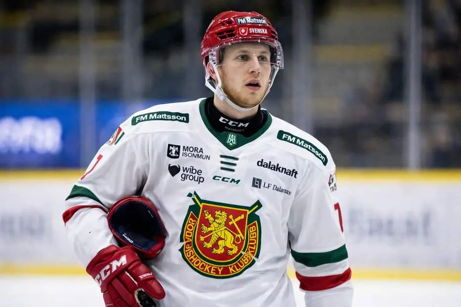 Får ny chans – förlänger efter skadan