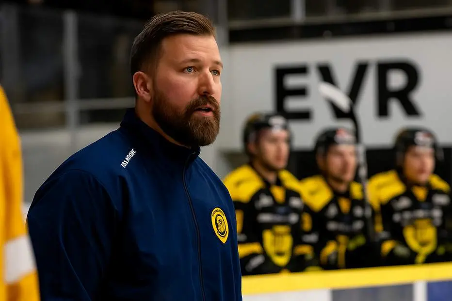 Per Ledins son får debutera i Hockeyallsvenskan