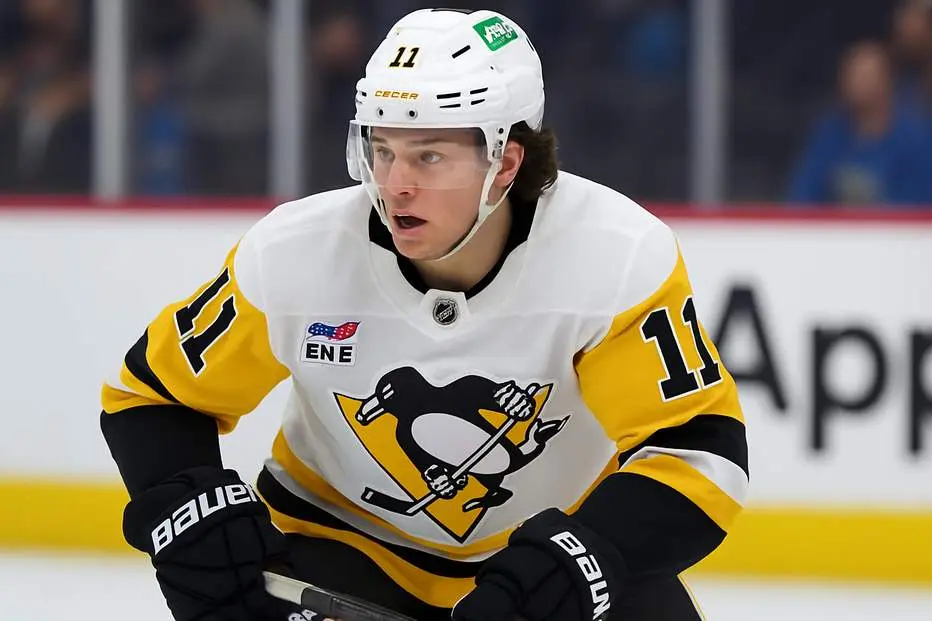 Hållander gör comeback – efter 107 dagar