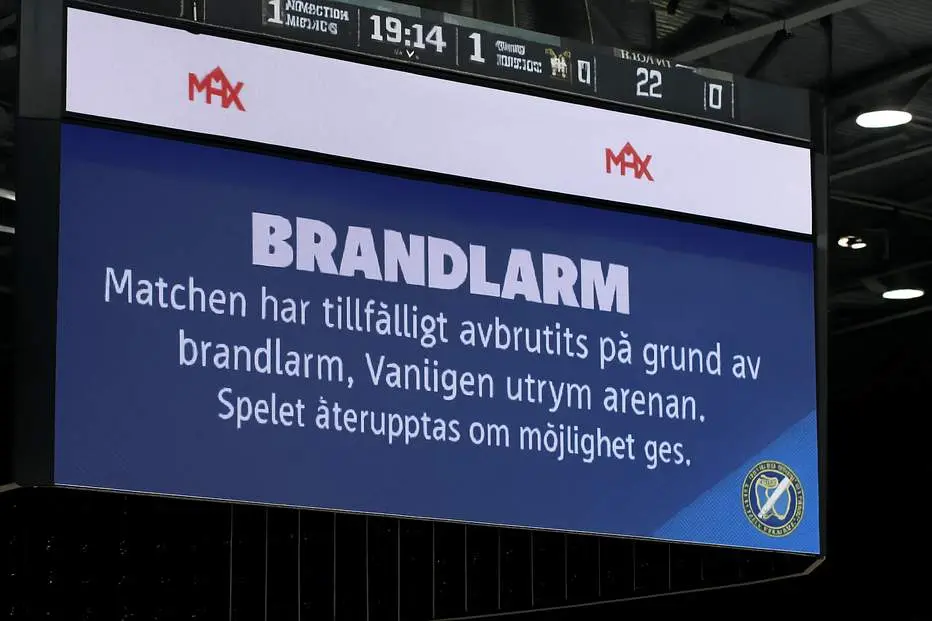 Hela arenan utrymdes: Utlöstes av diskmaskin