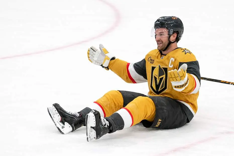 Historiske kaptenen förlänger med Vegas