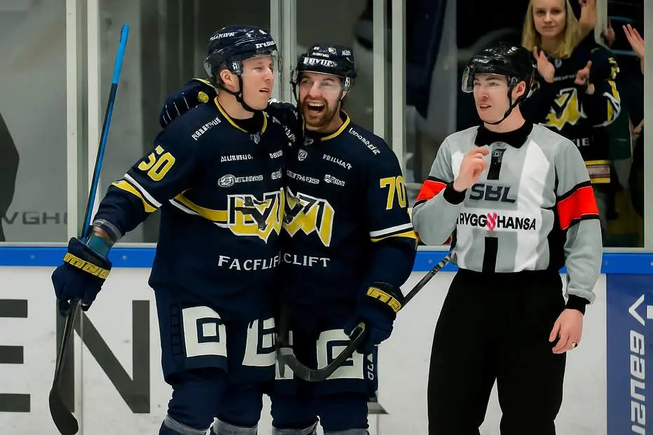 Får förlängt med HV71 – trots vikande poängform