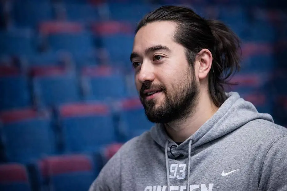 Mika Zibanejads succé – på fotbollsplanen