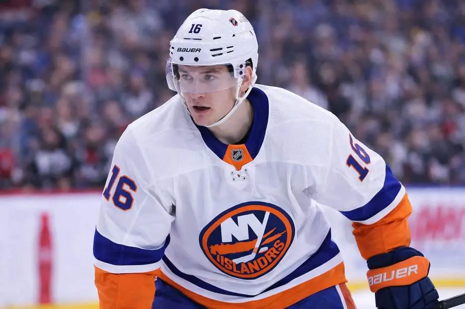 Islanders trejdar bort tidigare förstarundevalet