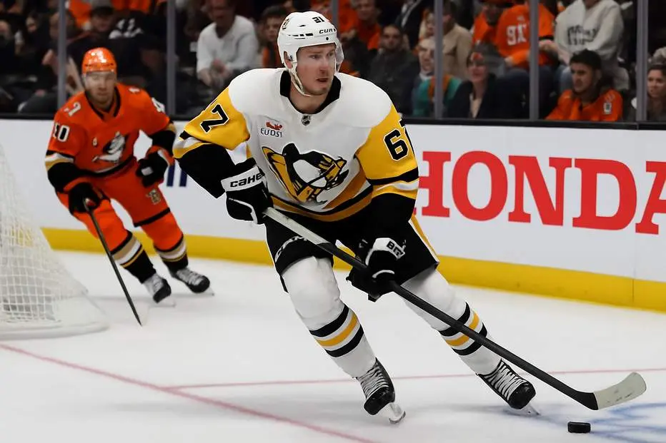 NHL-svensken tillbaka efter långa skadefrånvaron