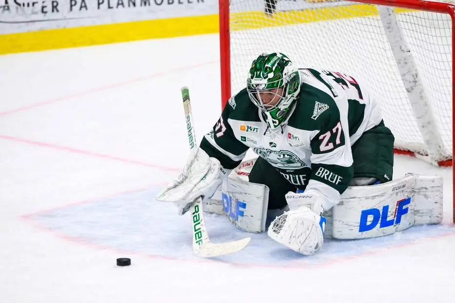 Klart: Lämnar klubben – ryktas till konkurrenten