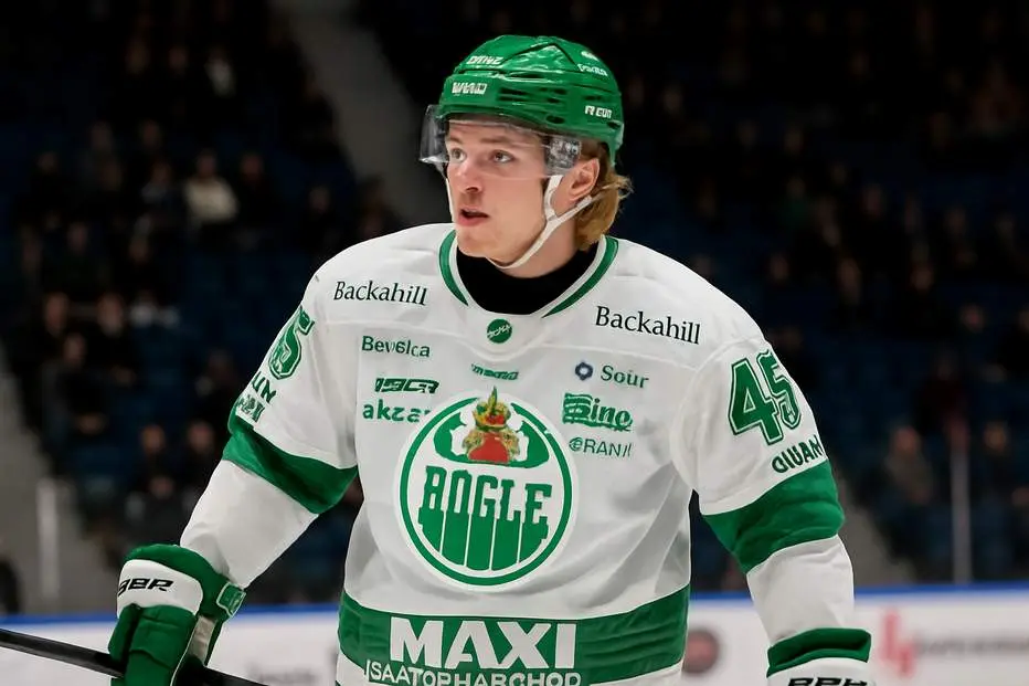 Rögle utan Biber och Sjödin fram till uppehållet