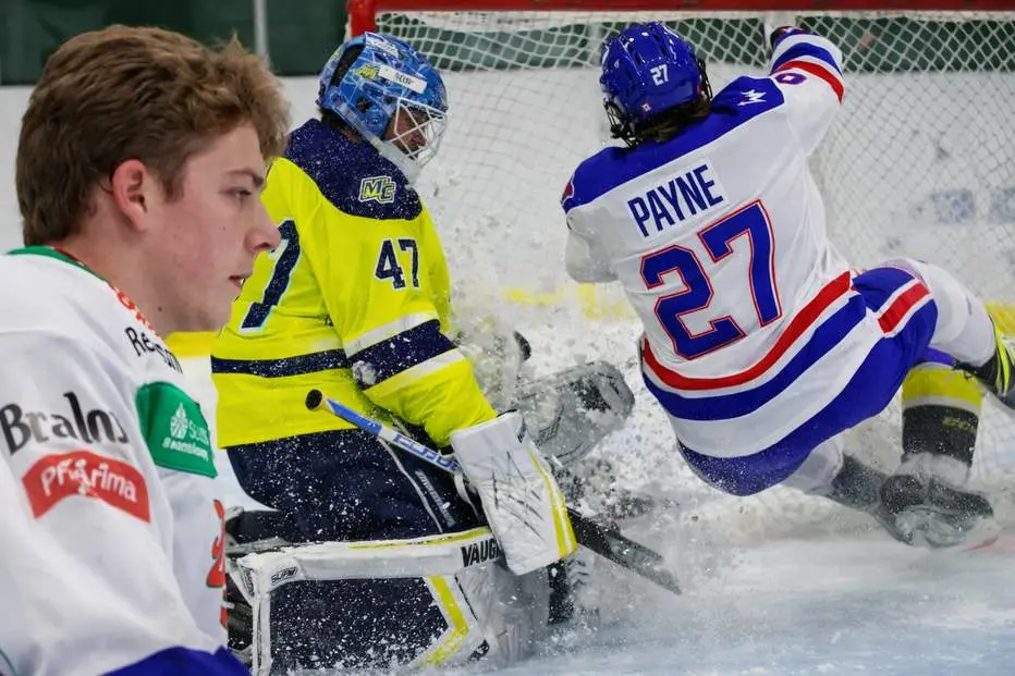 Svenske collegedoldisen skriver NHL-kontrakt
