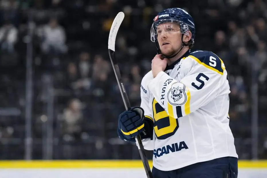 Trio lämnar Södertälje – kaptenen tackas av
