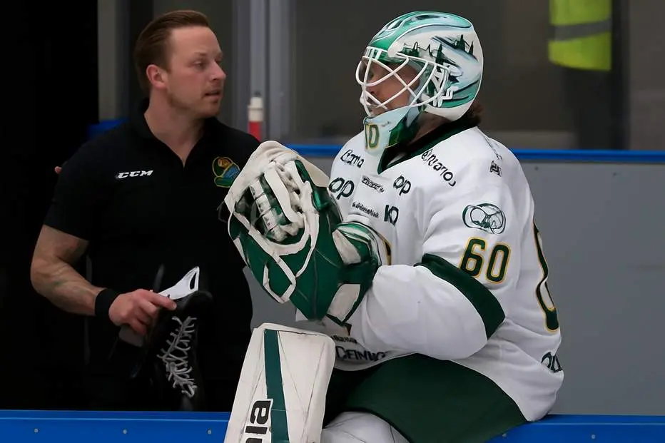 Udda bilderna: Får SHL-debutera – i fem minuter