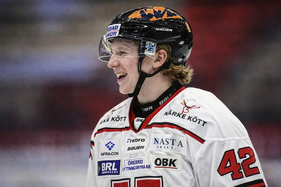 Spelar hellre i Örebro än i AHL