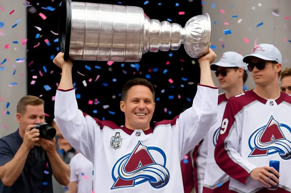 Veteranen lägger av – får NHL-jobb av svensken